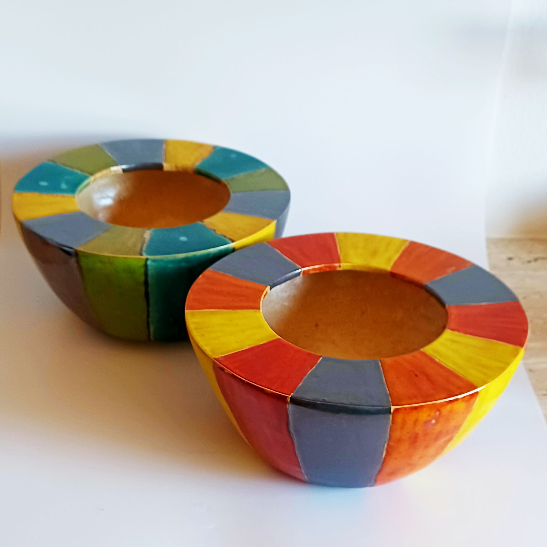 Kvetináč modrý a červený 3